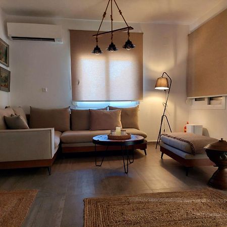 Maya Apartments, Modern And Convenient Apartments With Private Parking Скиатос Экстерьер фото