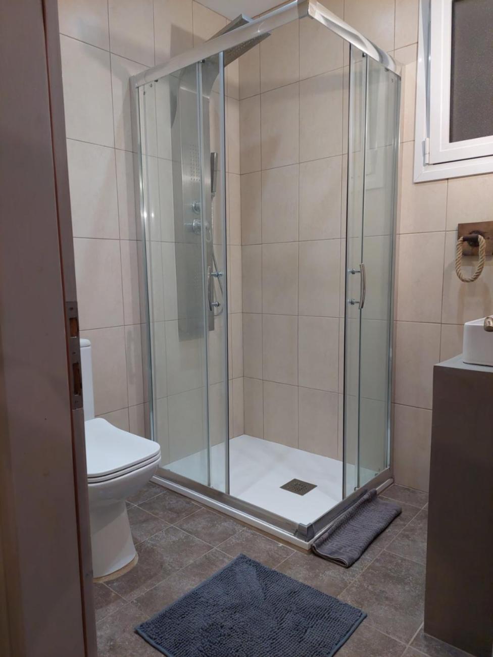 Maya Apartments, Modern And Convenient Apartments With Private Parking Скиатос Экстерьер фото