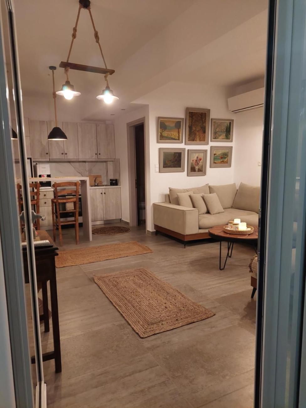 Maya Apartments, Modern And Convenient Apartments With Private Parking Скиатос Экстерьер фото