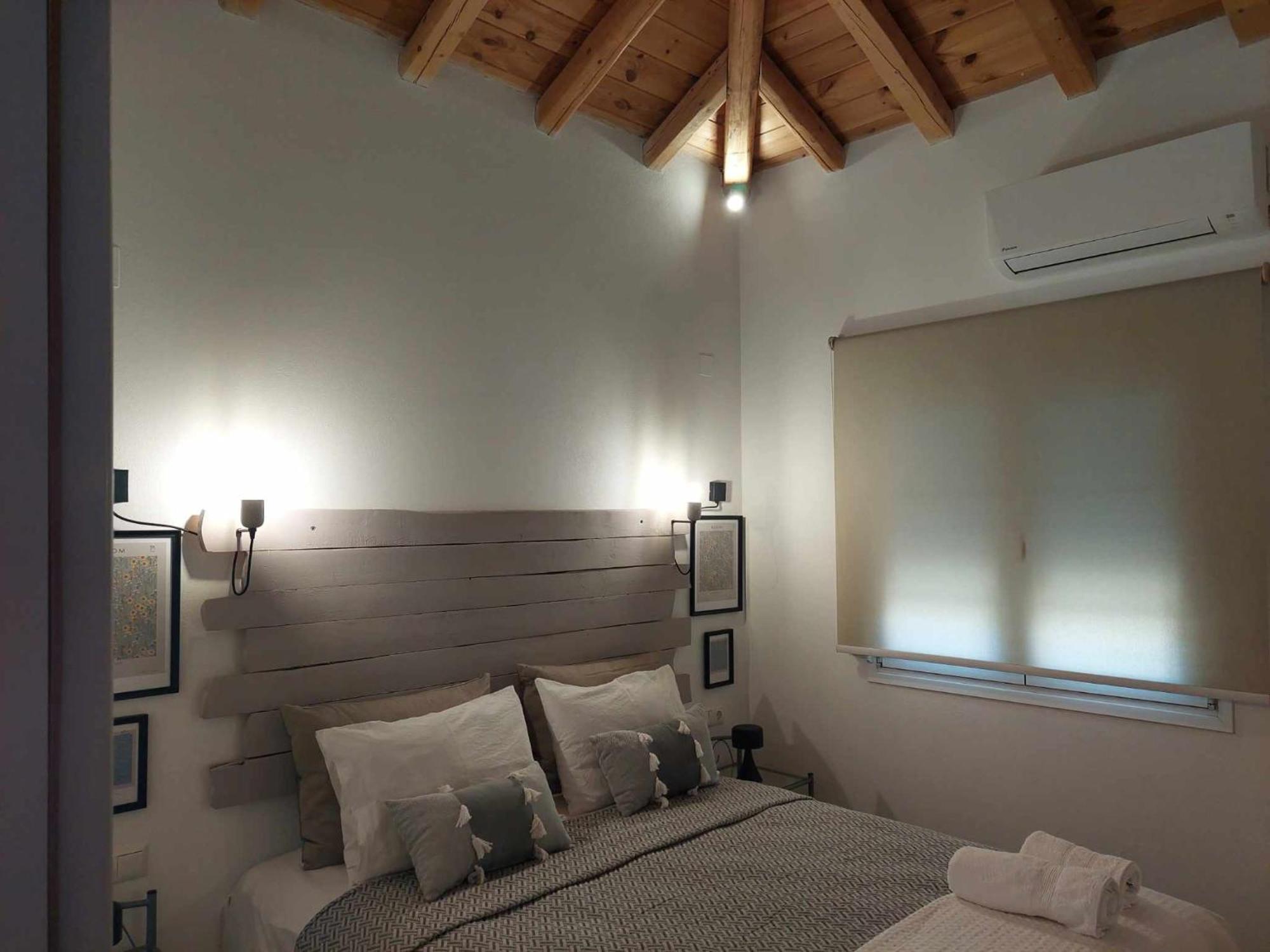 Maya Apartments, Modern And Convenient Apartments With Private Parking Скиатос Экстерьер фото