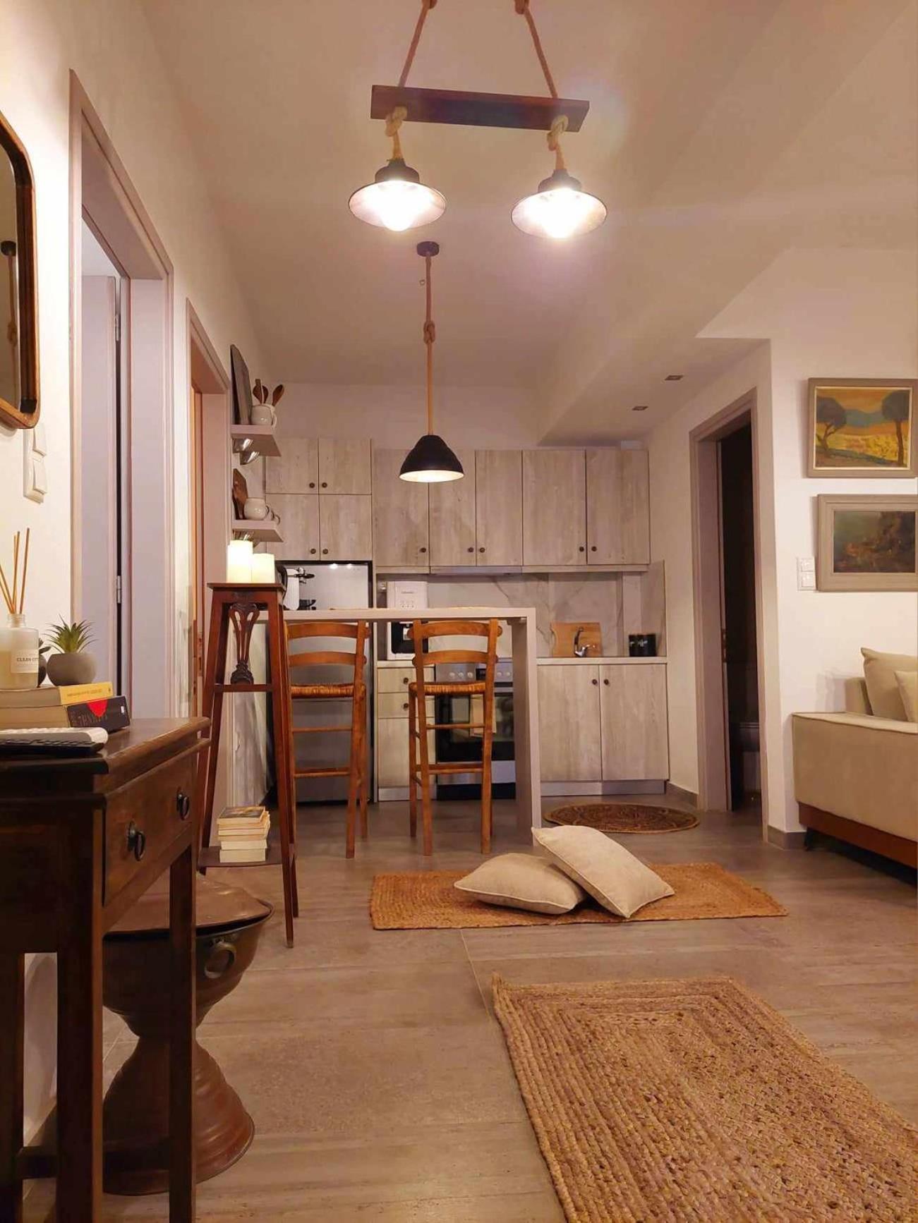 Maya Apartments, Modern And Convenient Apartments With Private Parking Скиатос Экстерьер фото