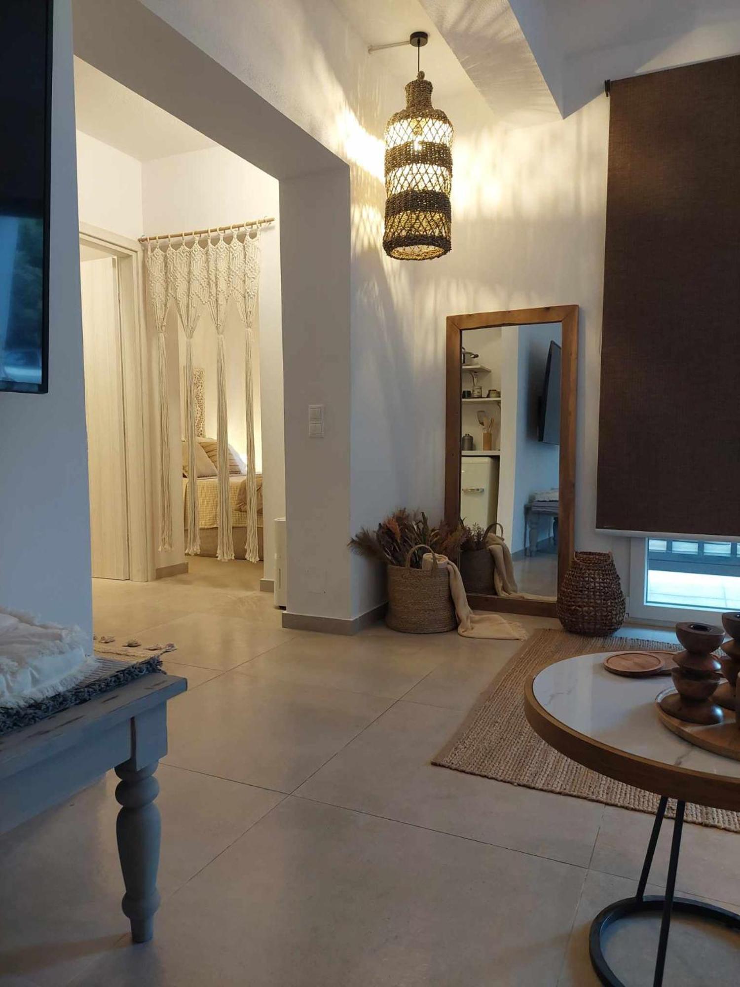 Maya Apartments, Modern And Convenient Apartments With Private Parking Скиатос Экстерьер фото